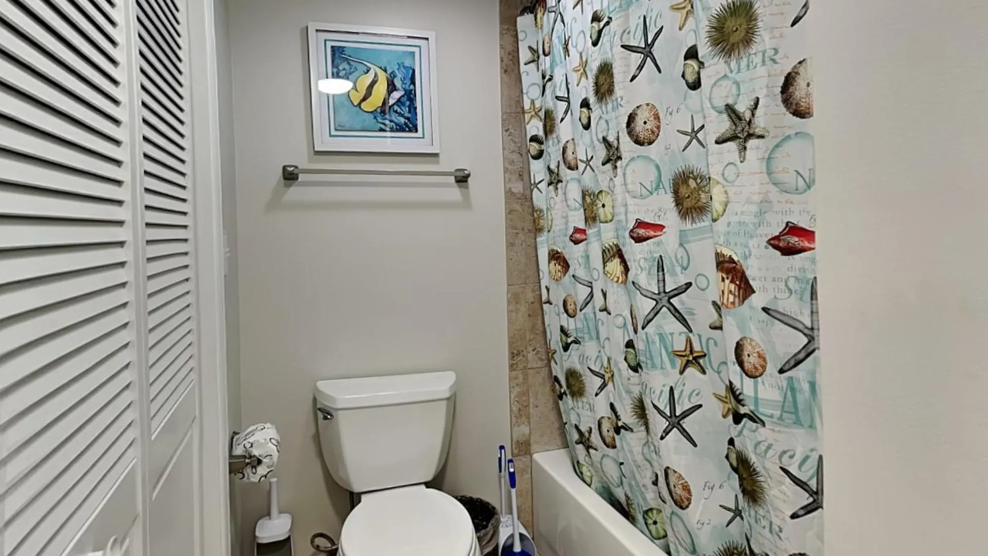 Jade East Towers 650 Διαμέρισμα Ντέστιν